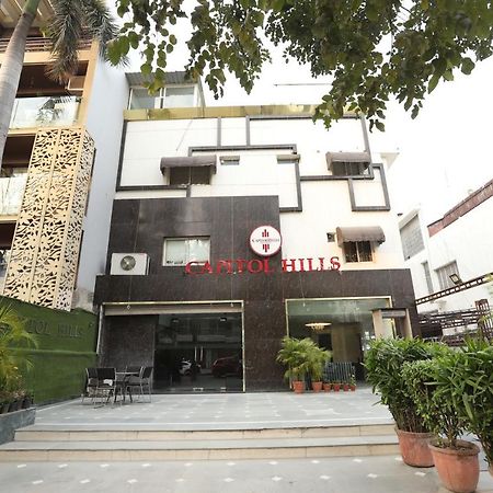 Hotel Capitol Hills - Greater Kailash Delhi Нью-Делі Екстер'єр фото